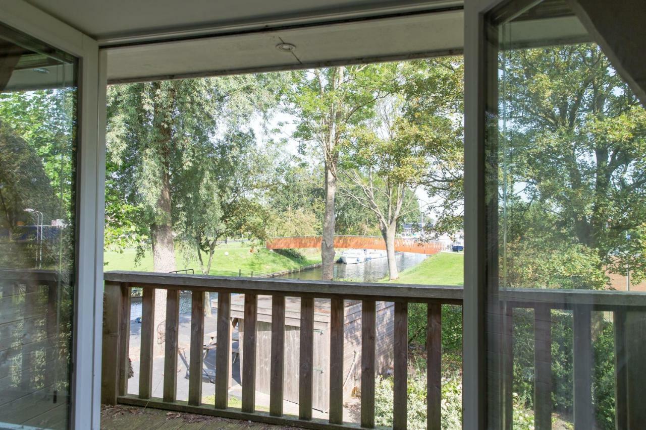 Appartement Uitzicht Op De Haven à Kollum Extérieur photo